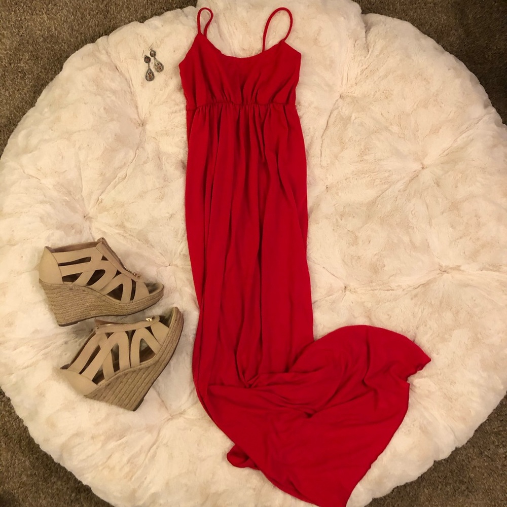 Beautiful casual red maxi dress